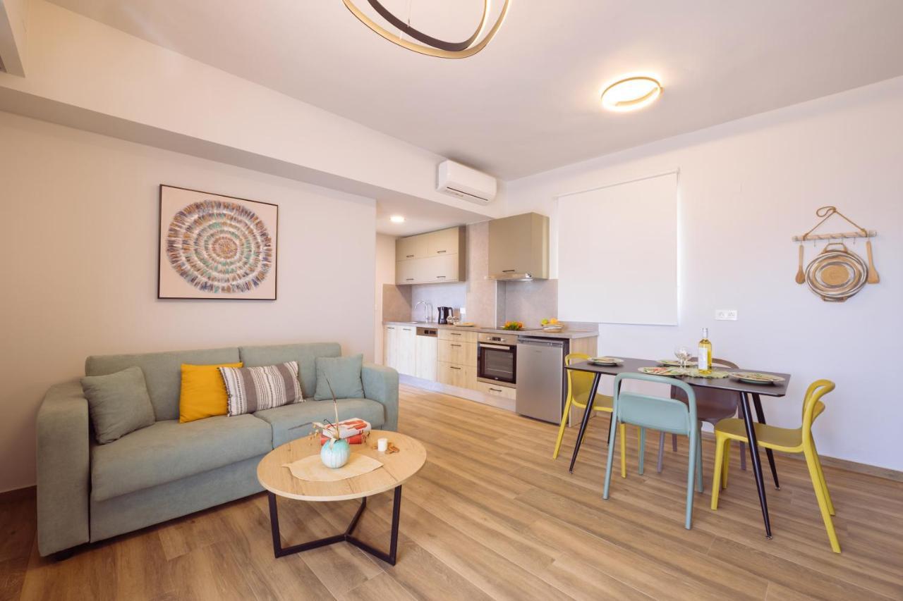 Zambia Luxury Apartments Плакиас Екстериор снимка