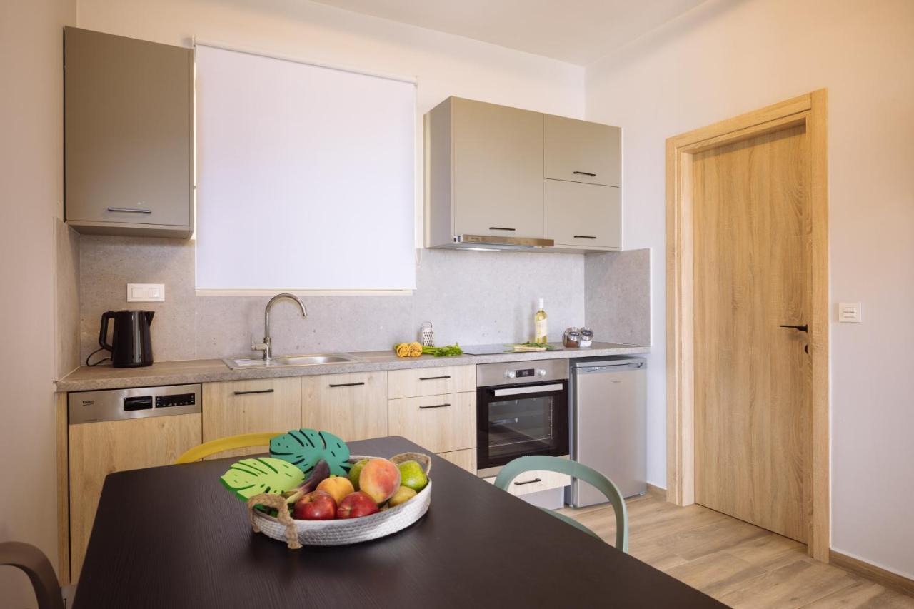 Zambia Luxury Apartments Плакиас Екстериор снимка